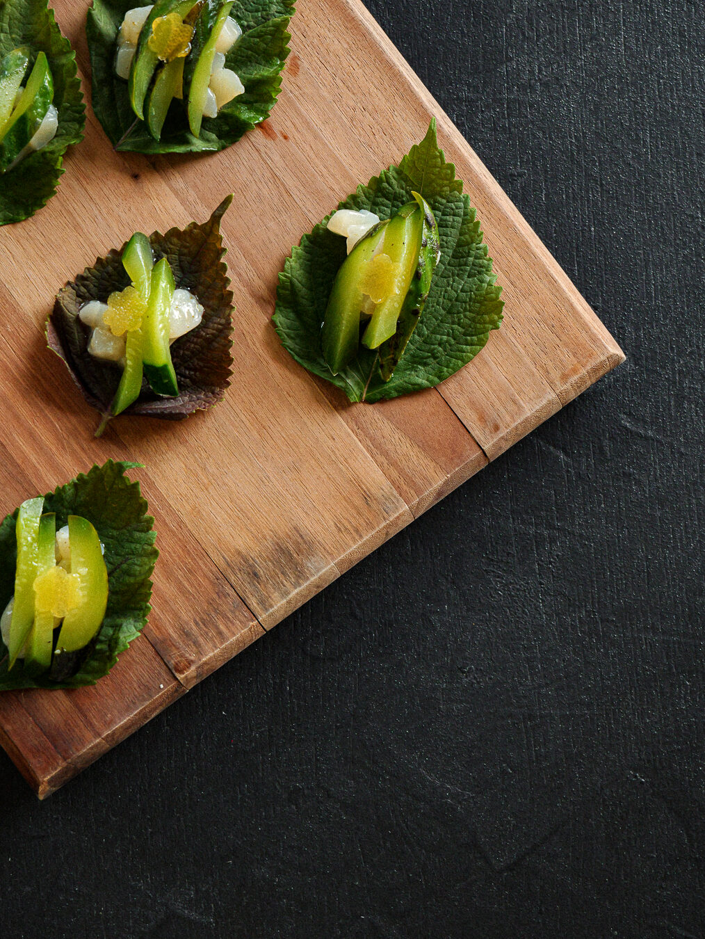 Bouchées sur feuille de shiso